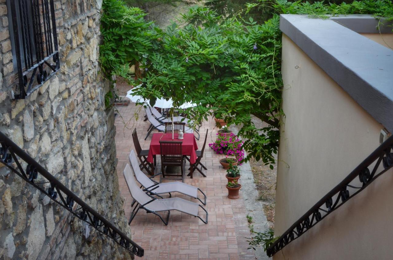 Agriturismo Terre Della Rinascita Castelnuovo della Misericordia Exterior foto